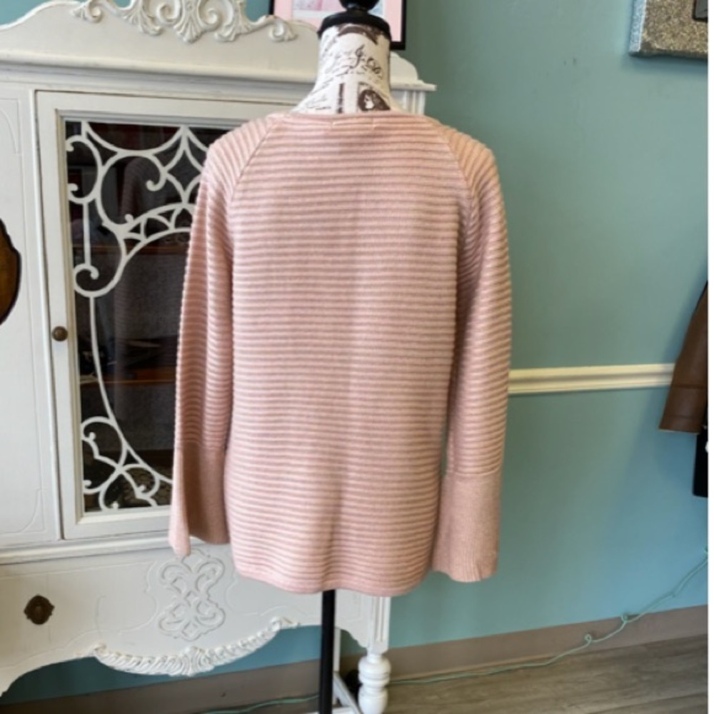 Calvin Klein Spring Sweater Bundle- Small - Picture 7 of 13